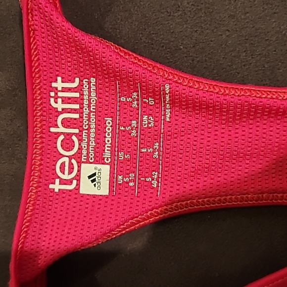 Adidas Small Techfit medium compression Sports Bra - Picture 3 of 3